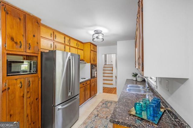 2544 Laurel Ridge Drive, Decatur, GA 30033