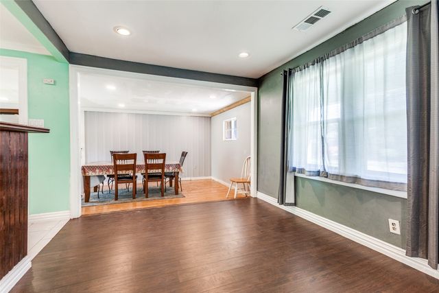 303 N Cottonwood Drive, Richardson, TX 75080