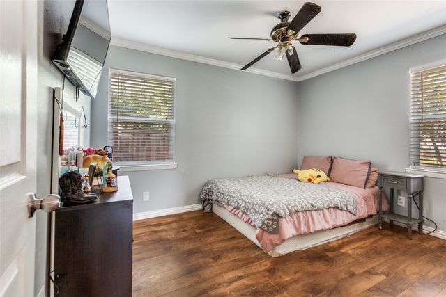 303 N Cottonwood Drive, Richardson, TX 75080