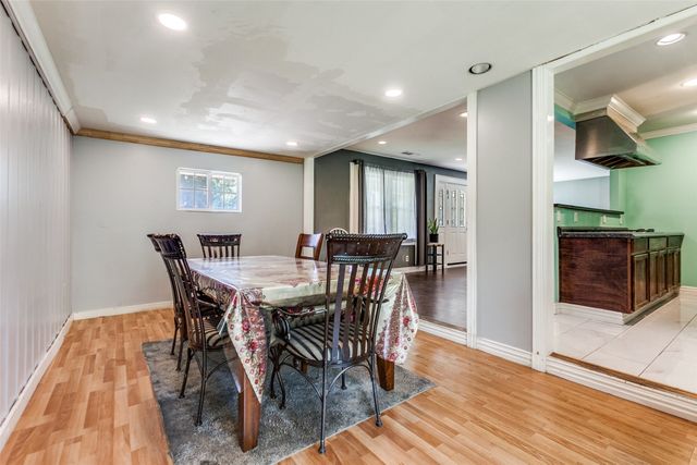 303 N Cottonwood Drive, Richardson, TX 75080