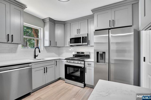 434 Halsted Street, East Orange, NJ 07018