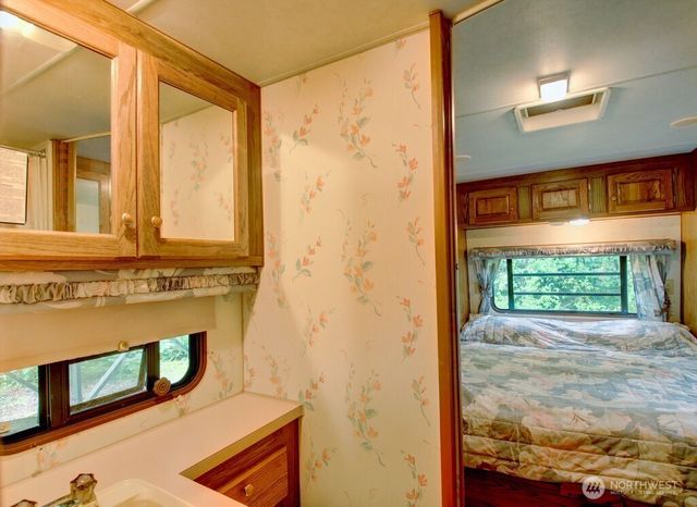 123 1 Jasper Trail, Deming, WA 98244
