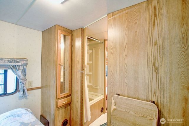 123 1 Jasper Trail, Deming, WA 98244