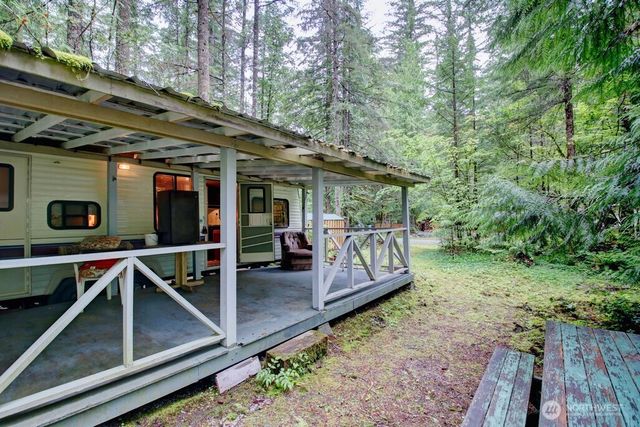 123 1 Jasper Trail, Deming, WA 98244