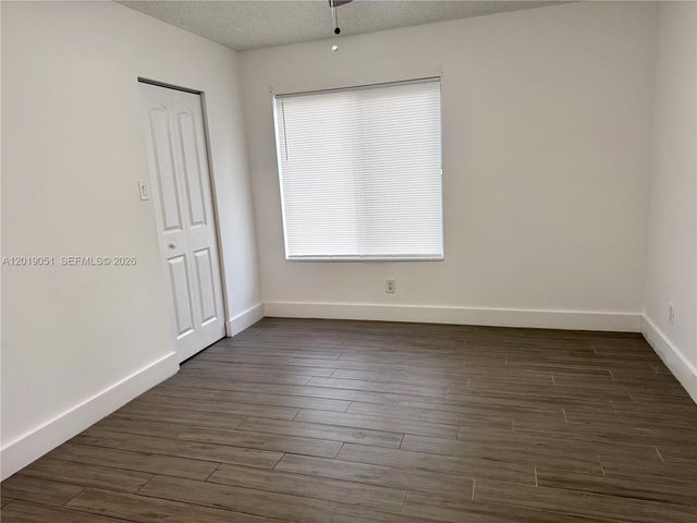 10521 SW 158th Ct 101, Miami, FL 33196