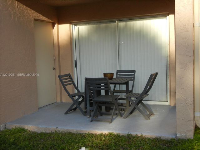 10521 SW 158th Ct 101, Miami, FL 33196