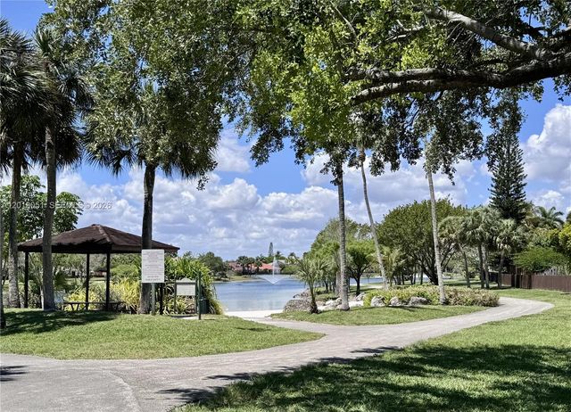 10521 SW 158th Ct 101, Miami, FL 33196