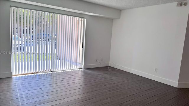 10521 SW 158th Ct 101, Miami, FL 33196