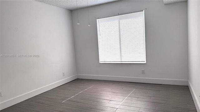 10521 SW 158th Ct 101, Miami, FL 33196