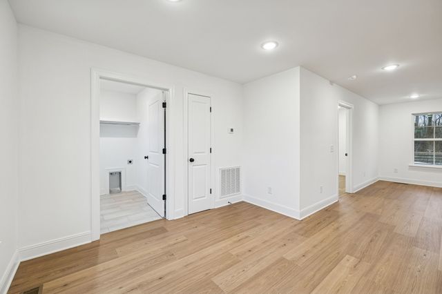 1085 Landing Lane Lot 6, Adams, TN 37010