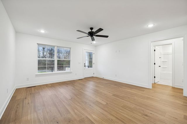 1085 Landing Lane Lot 6, Adams, TN 37010