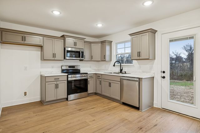 1085 Landing Lane Lot 6, Adams, TN 37010