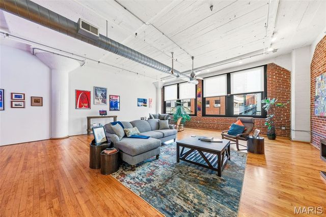 1010 St Charles Street 704, St Louis, MO 63101