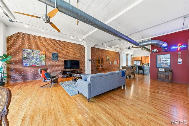 1010 St Charles Street 704, St Louis, MO 63101