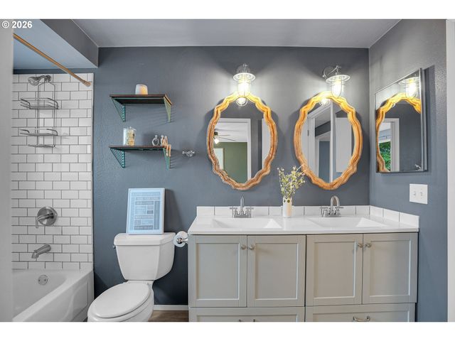 638 Sw 7TH St, Gresham, OR 97080