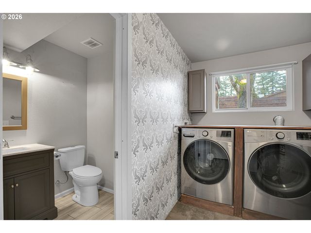 638 Sw 7TH St, Gresham, OR 97080