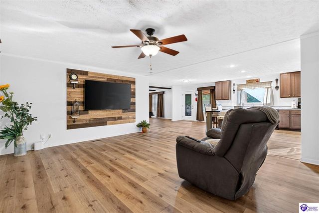 6811 Memory Lane, Louisville, KY 40258