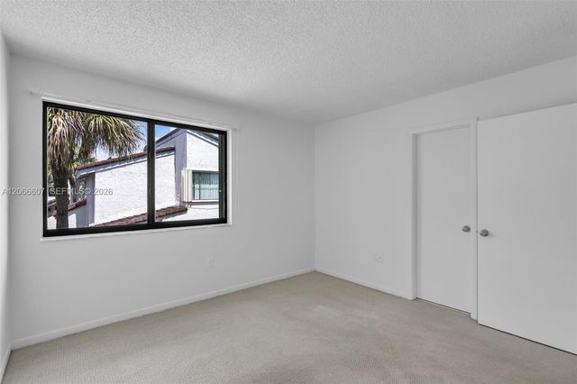 860 NW 106th Avenue 3B3-5, Miami, FL 33172