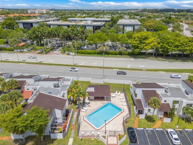 860 NW 106th Avenue 3B3-5, Miami, FL 33172