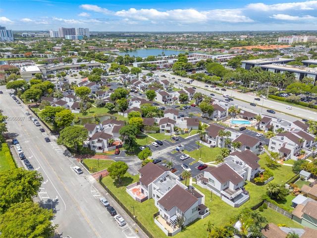 860 NW 106th Avenue 3B3-5, Miami, FL 33172