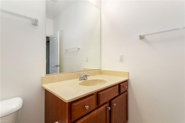 5329 Warminster Dr Unit 101, Virginia Beach, VA 23455