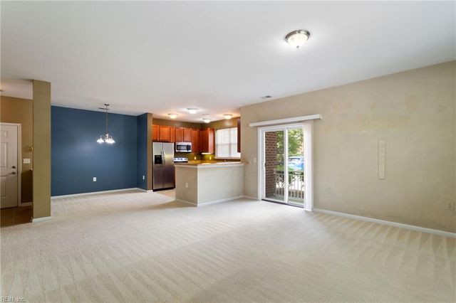 5329 Warminster Dr Unit 101, Virginia Beach, VA 23455