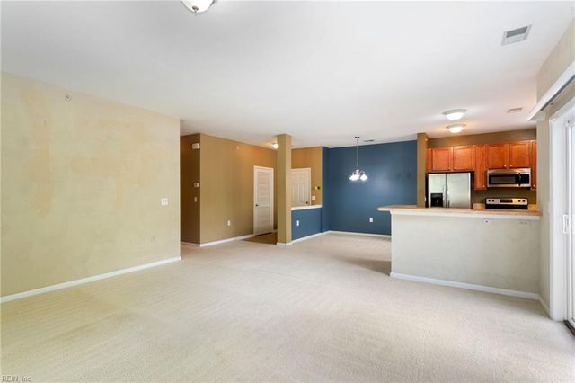 5329 Warminster Dr Unit 101, Virginia Beach, VA 23455