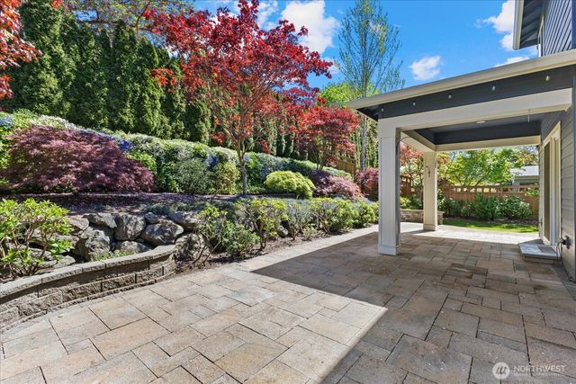 15112 101st Avenue NE, Bothell, WA 98011