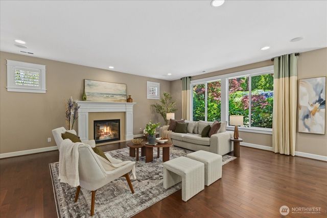 15112 101st Avenue NE, Bothell, WA 98011