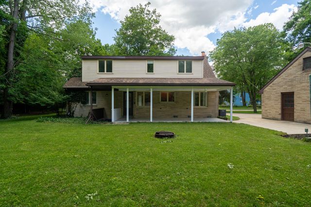 2121 Lakewood Drive, Kalamazoo Twp, MI 49001