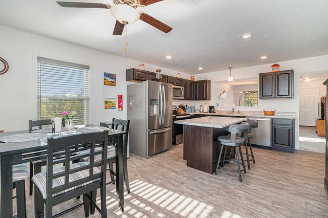 1395 E Rogers Road, Crittenden, KY 41030