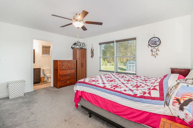 1395 E Rogers Road, Crittenden, KY 41030