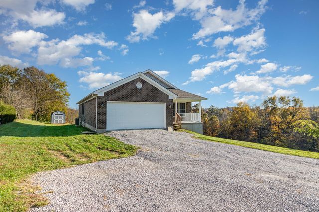 1395 E Rogers Road, Crittenden, KY 41030