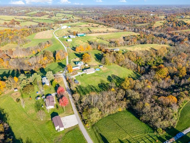 1395 E Rogers Road, Crittenden, KY 41030