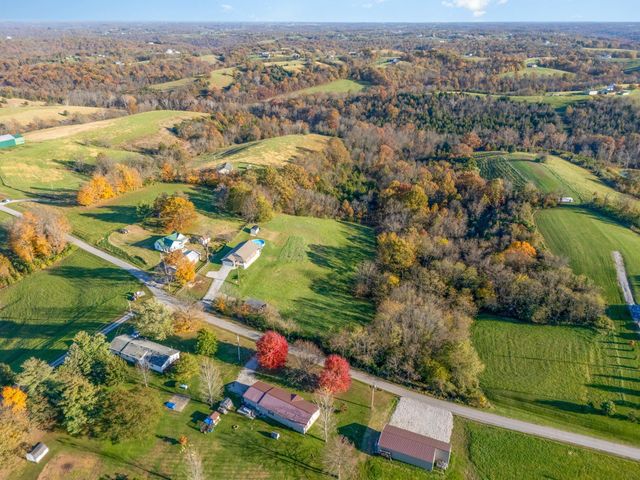 1395 E Rogers Road, Crittenden, KY 41030