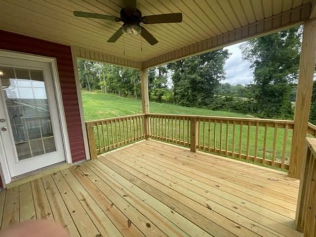 1228 Cardinal Creek Dr, Clarksville, TN 37040