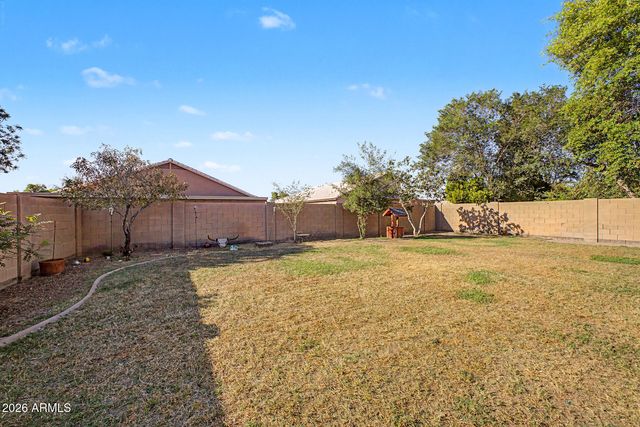 5260 W BELMONT Avenue, Glendale, AZ 85301