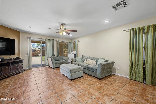 5260 W BELMONT Avenue, Glendale, AZ 85301