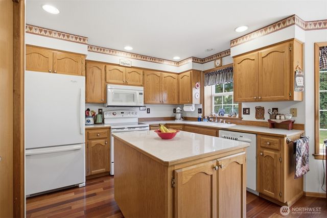913 N Pine Court, Lynden, WA 98264