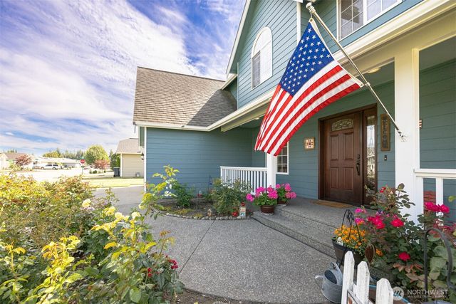 913 N Pine Court, Lynden, WA 98264