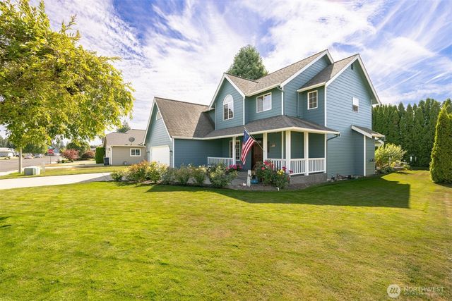 913 N Pine Court, Lynden, WA 98264