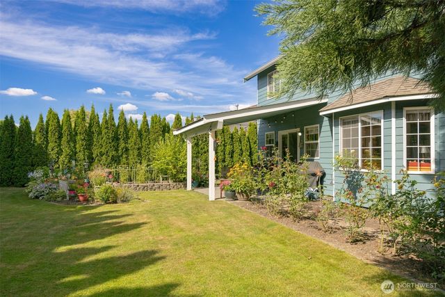 913 N Pine Court, Lynden, WA 98264