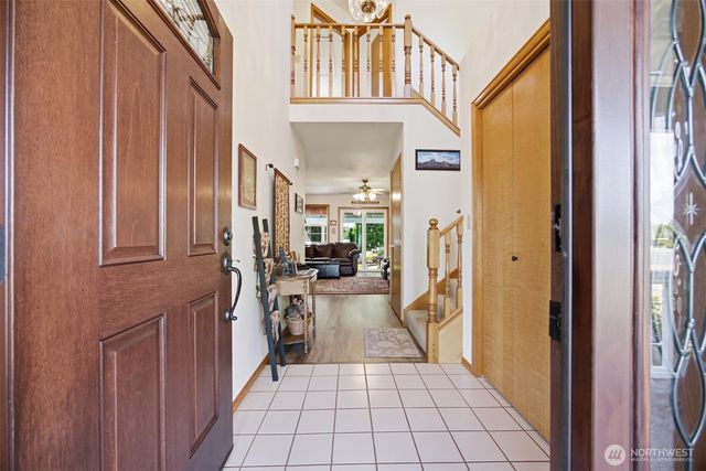 913 N Pine Court, Lynden, WA 98264