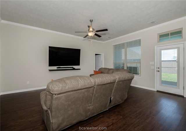 5161 Maroon Creek Drive, Bryan, TX 77802