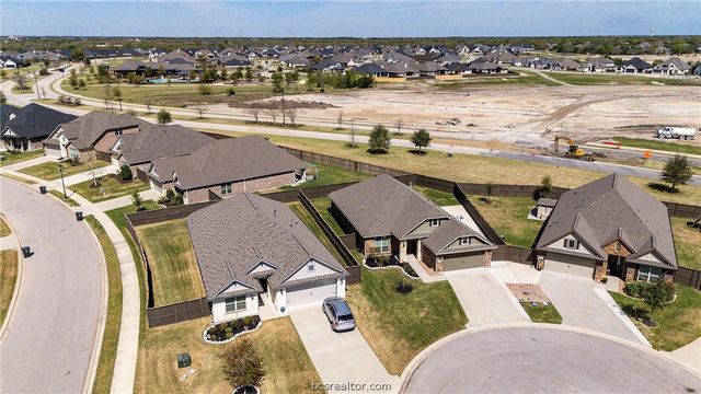 5161 Maroon Creek Drive, Bryan, TX 77802