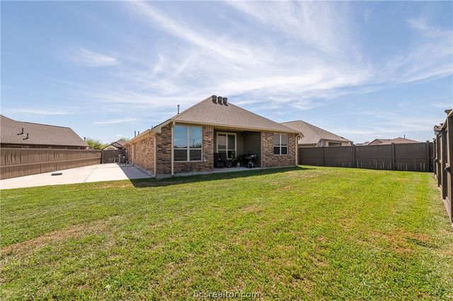 5161 Maroon Creek Drive, Bryan, TX 77802