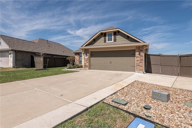 5161 Maroon Creek Drive, Bryan, TX 77802
