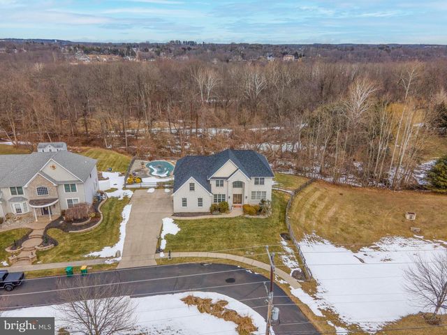 1 COSTA CT, Langhorne, PA 19047