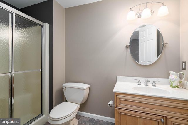 1 COSTA CT, Langhorne, PA 19047