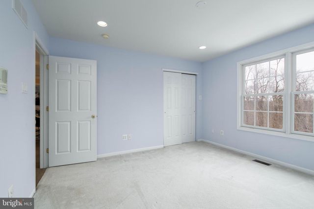 1 COSTA CT, Langhorne, PA 19047